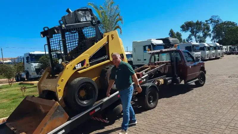 Reboque para construção civil e obras